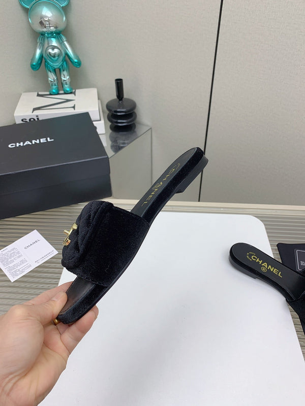 CC Slippers In Black Velvet 148954