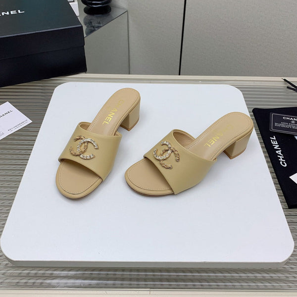 CC Mule Sandals 50m In Beige Lambskin 148980
