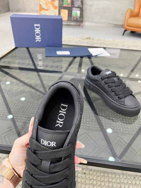 CD B33 SNEAKER BLACK EMBOSSED CALFSKIN