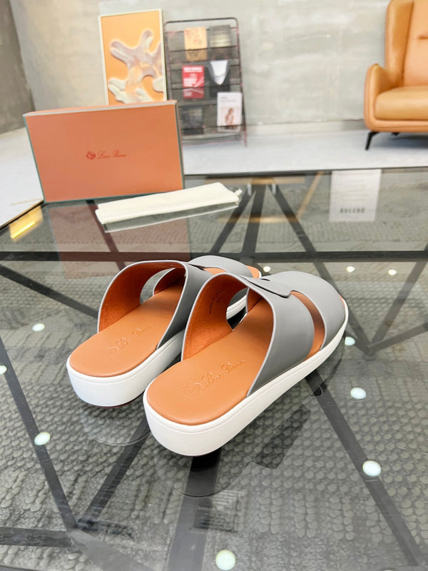 LP CROSSOVER SLIPPERS IN PELLE DI VITELLO GRIGIO CHIARO