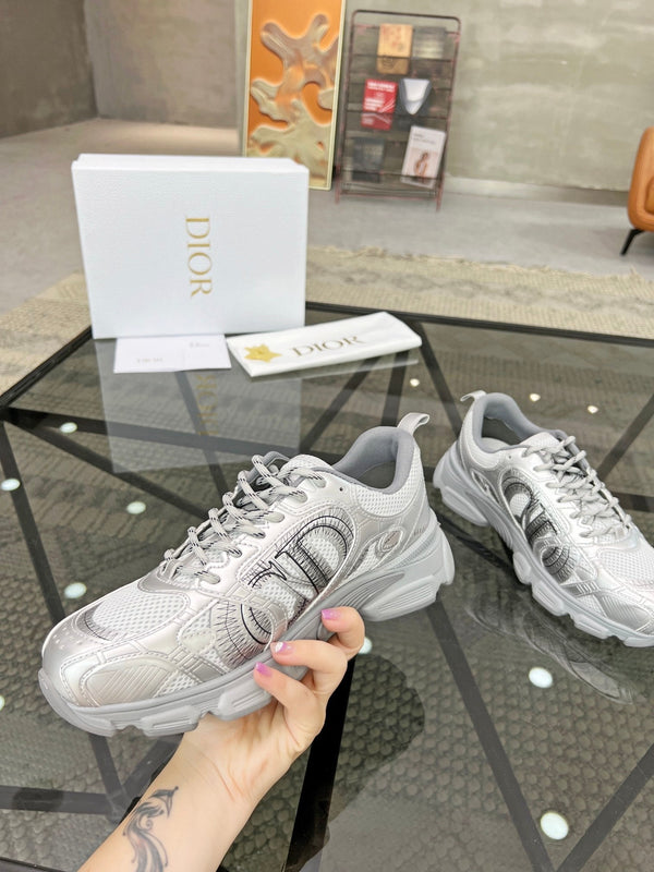 CD CHRONO SNEAKER WHITE AND SILVER MESH FABRIC