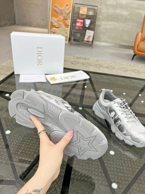 CD CHRONO SNEAKER WHITE AND SILVER MESH FABRIC