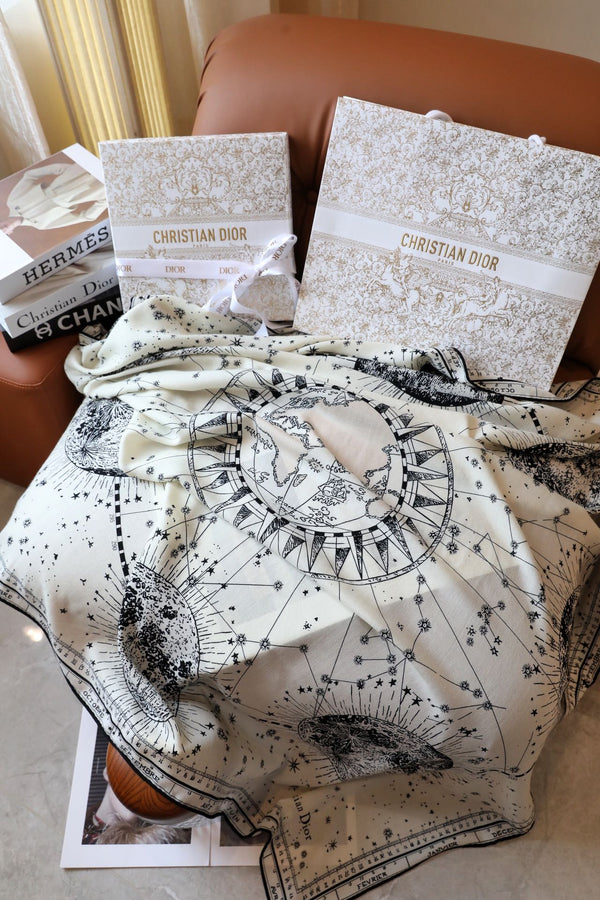 SCIARPA QUADRATA 140 CM IN SETA MISTA BIANCA E NERA CON MONOGRAMMA 393135