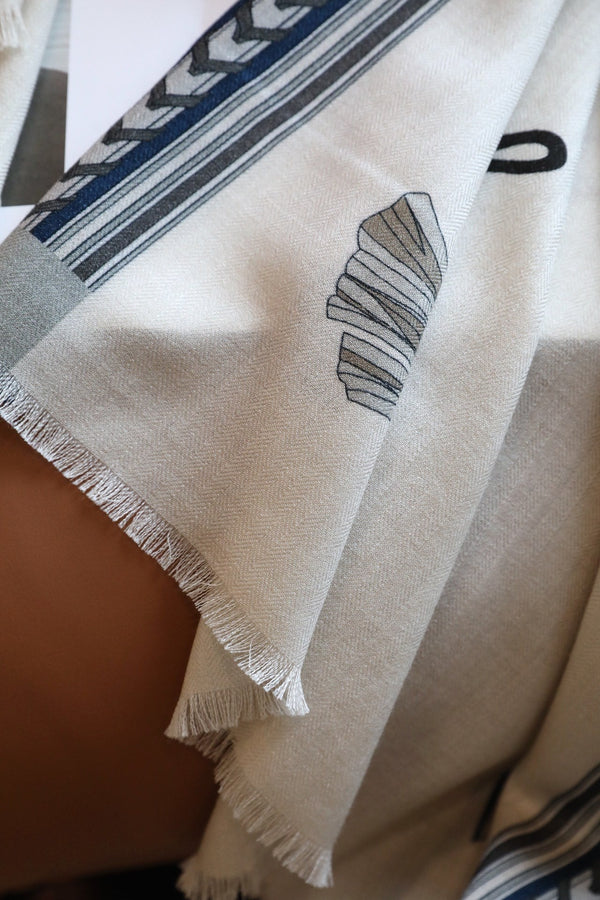 Et Gris Gris Rectangle Scarf 180 CM In White Colorful Cashmere and Mulberry Silk 401142