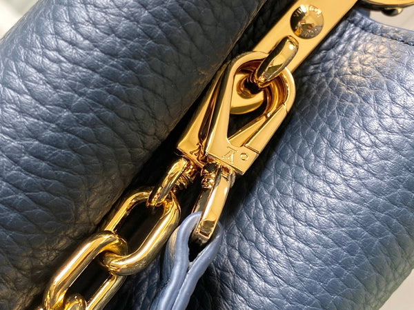 CAPUCINES BB 27CM BLU SCURO PELLE TAURILLON