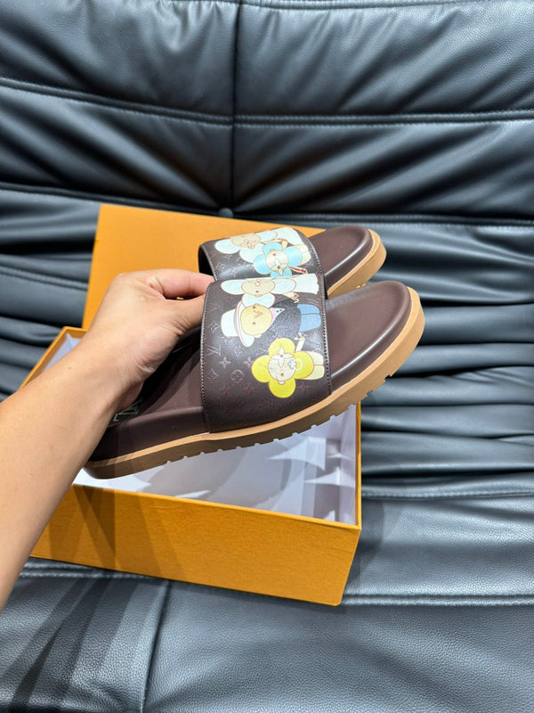 PANTOFOLE LV IN PELLE DI VITELLO CON MONOGRAMMA MARRONE CIOCCOLATO