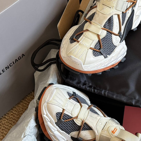 HIKE SNEAKER IN BEIGE AND ORANGE MESH, POLYURETHANE AND POLYESTER
