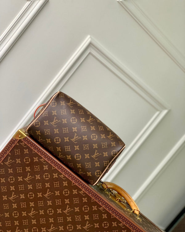 DOPP KIT 28 IN BROWN MONOGRAM CANVAS