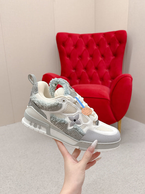 LV Trainer Sneaker Grey White Metallic Grained Metallic Calf Leather 528552