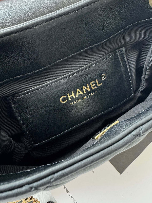 24c cc hobo bag 20cm black lambskin gold hardware