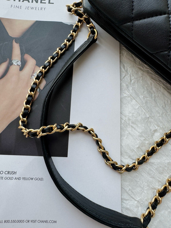 24c cc baguette bag black lambskin gold hardware