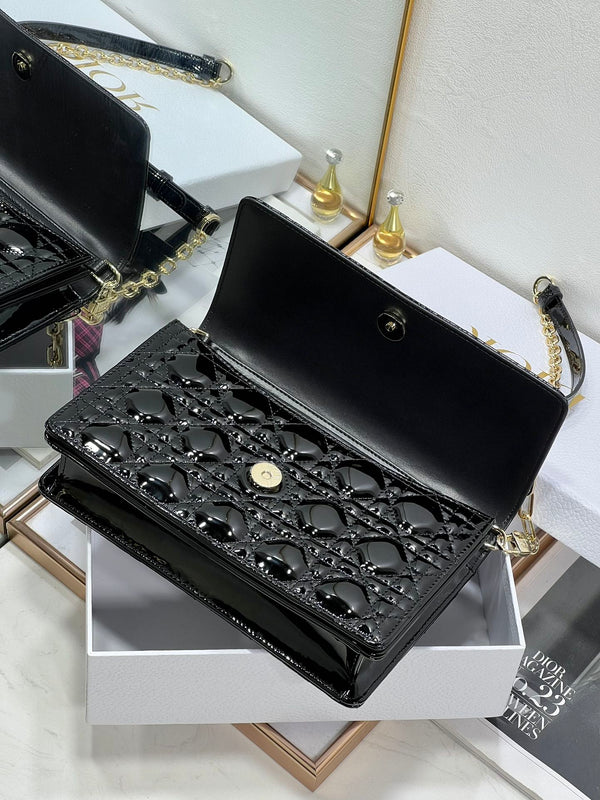 MY CD 24 TOP HANDLE BAG BLACK PATENT LAMBSKIN