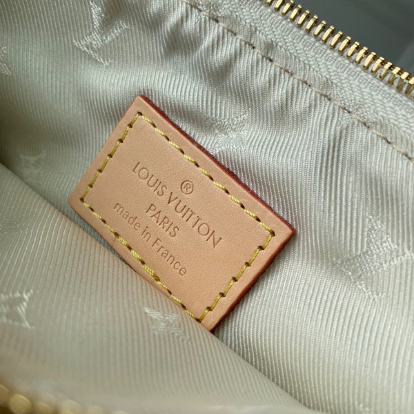 Lv CarryAll 29 Beige Leather White Monogram jacquard fabric