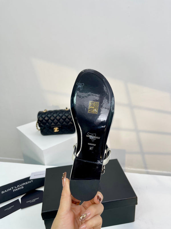 SL Cassandra Croc-Embossed Thong Sandals Black White Leather