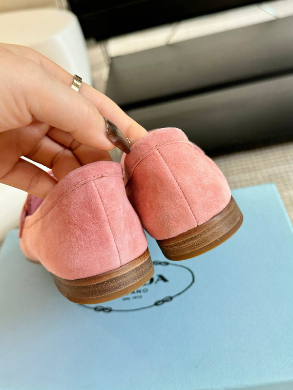 MOCASSINI PRA IN CAMOSCIO ROSA IN PELLE DI VITELLO