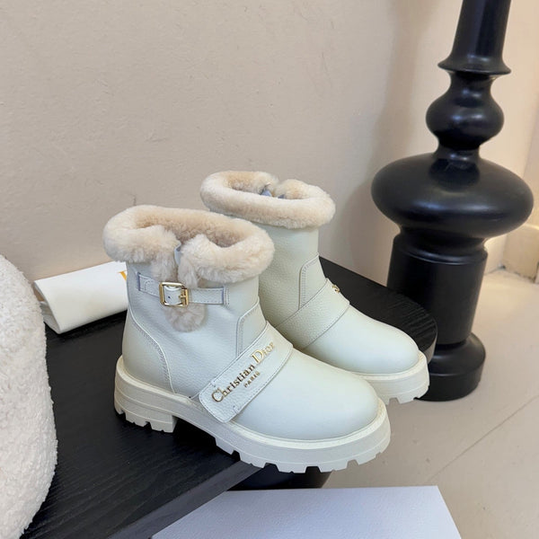 CD Alps D-Quest Ankle Boot White Grained Calfskin Shearling 530609