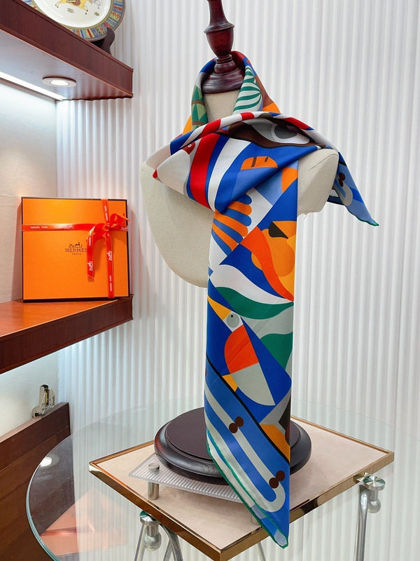 Parade en Fanfare Scarf 90 CM In Colorful Silk Twill 193838