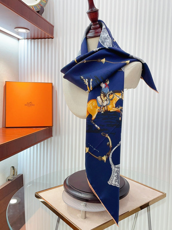 Pampa Scarf 90 CM In Dark Blue Colorful Silk 196204