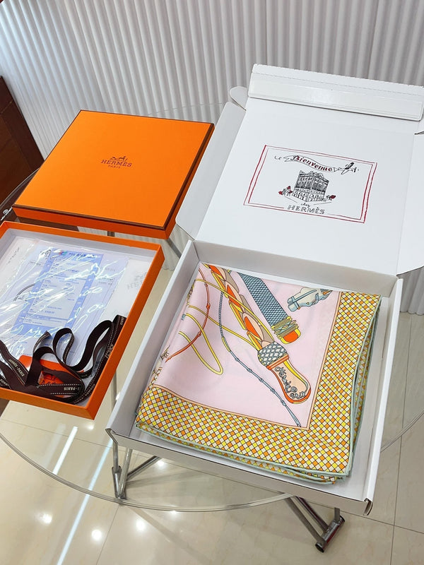 Fouets Et Badines Scarf 90 CM In Light Pink Colorful Silk 208583