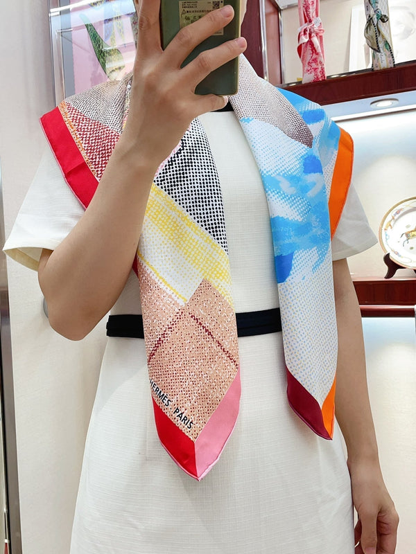 Regard De Soie Scarf 90 CM In Colorful Silk Twill  213692