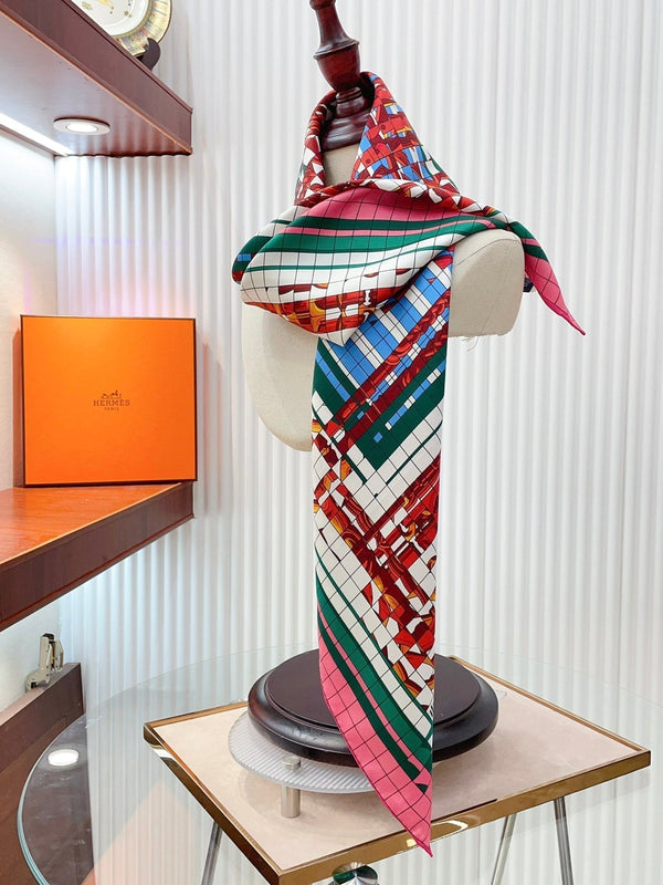 Coaching Deja-Vu Shawl 90 CM In Colorful Silk Twill  233126