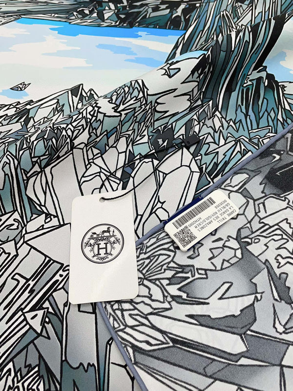 La Vallee De Cristal Scarf 90 CM Colorful Silk Twill  235413