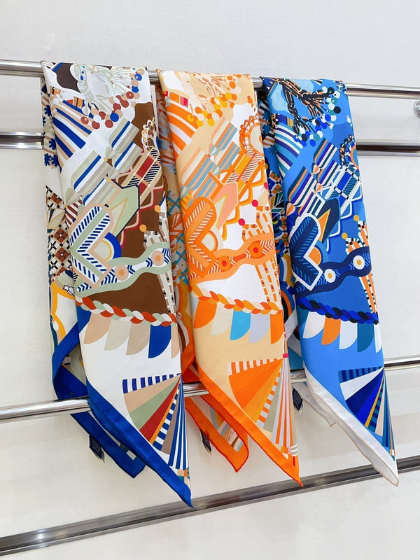 Haute Parure Scarf 90 CM In Blue Colorful Silk Twill  239535