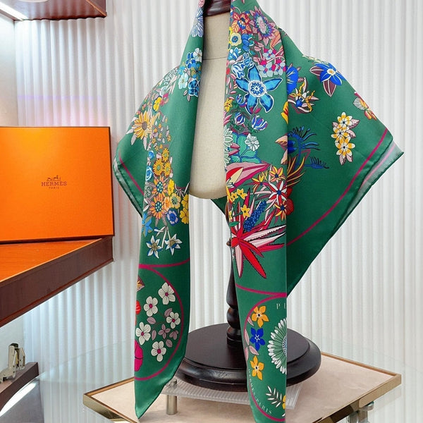 Planifleurs scarf 90 CM In Green Colorful Silk Twill 249921