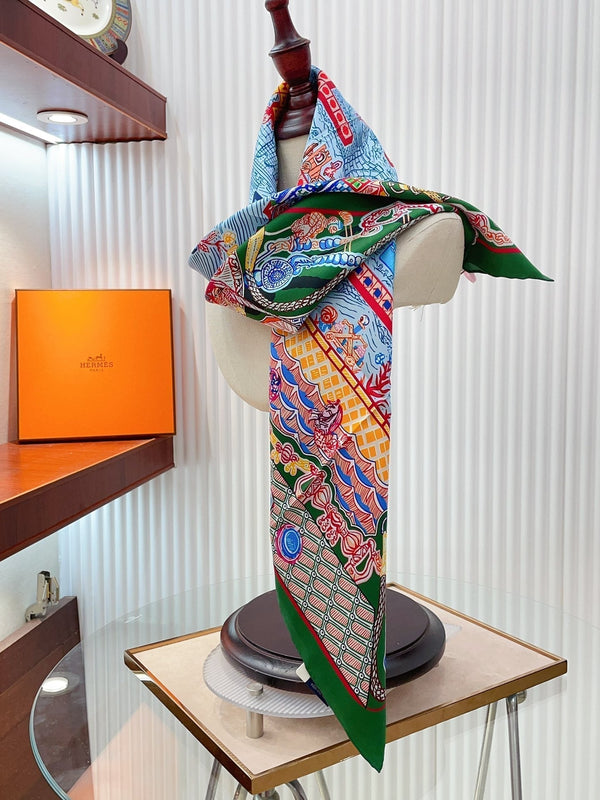 Gavroche Super Silk Quest Détail Scarf 90 CM In Green Colorful Silk Twill 274213