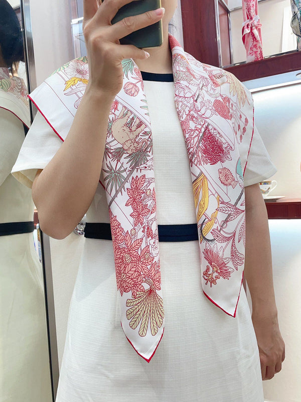 Precious Paradise Scarf 90 CM In Pink Colorful Silk Twill 294485