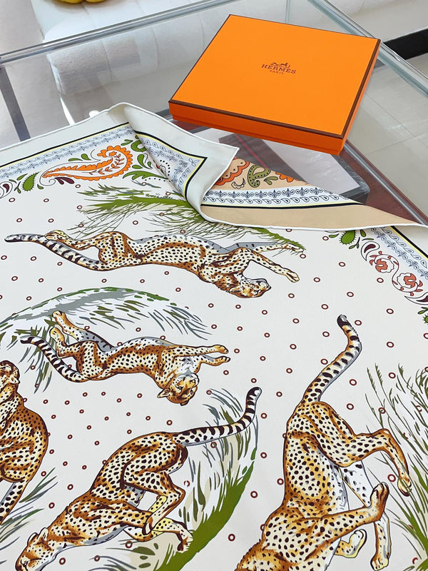 Guepards Bandana Double Face Scarf 90 CM In Colorful Silk 301849