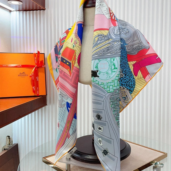 Mystere Au 24 Scarf 90 CM In Grey Colorful Silk Twill 321936