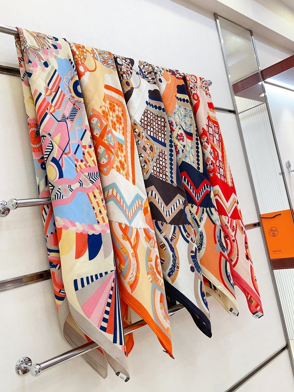 Haute Parure Scarf 135 CM Colorful Cashmere And Silk 324752