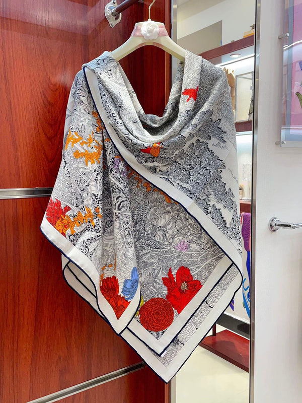 Square Scarf 140CM In Grey White Colorful Cashmere And Silk