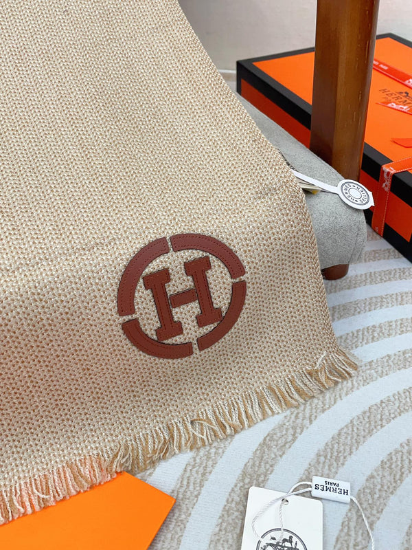 Scarf 200 CM Beige Thick Knit Fabric