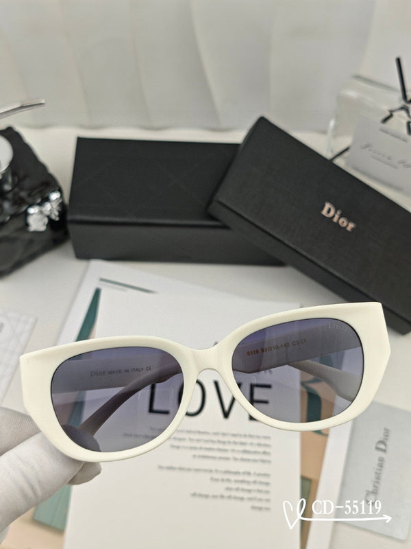 OCCHIALI DA SOLE MONTAIGNE 55119 IN ACETATO