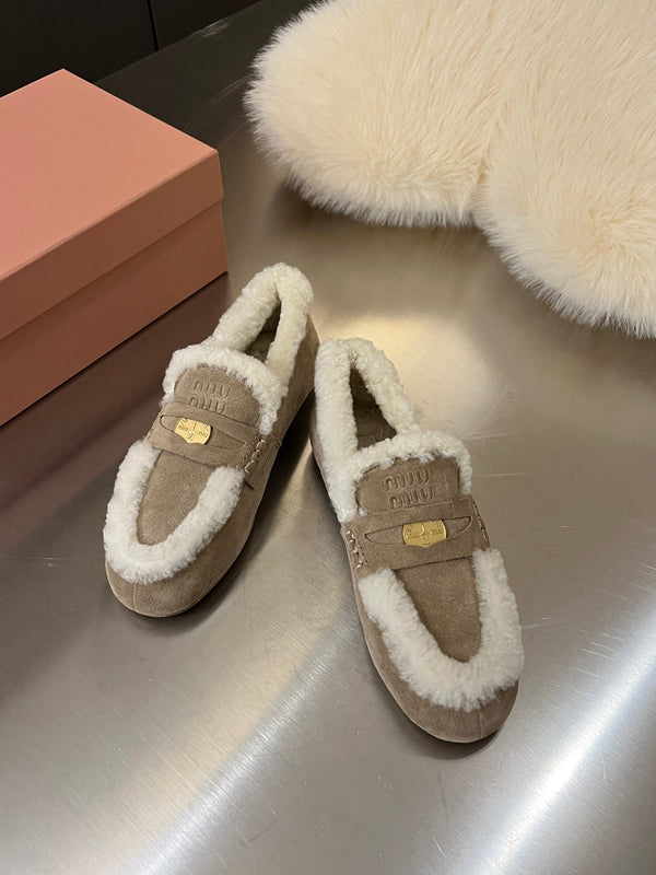 Miu Logo-Embossed Loafer Taupe Suede Shearling 455917