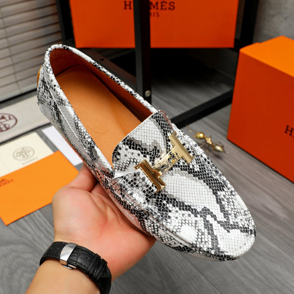 MOCASSINO HM CON MOTIVO SERPENTE IN PELLE DI VITELLO BIANCA E NERA