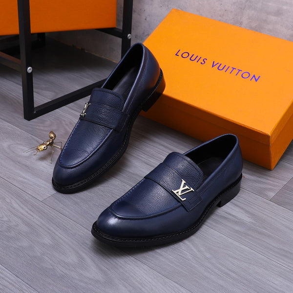 MOCASSINO LV SAINT GERMAIN IN PELLE DI VITELLO GRANULATA BLU BACCHE