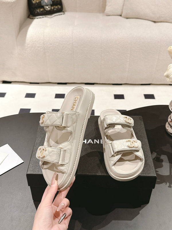 cc 25p logo with pearl mule sandal grey leather 237584