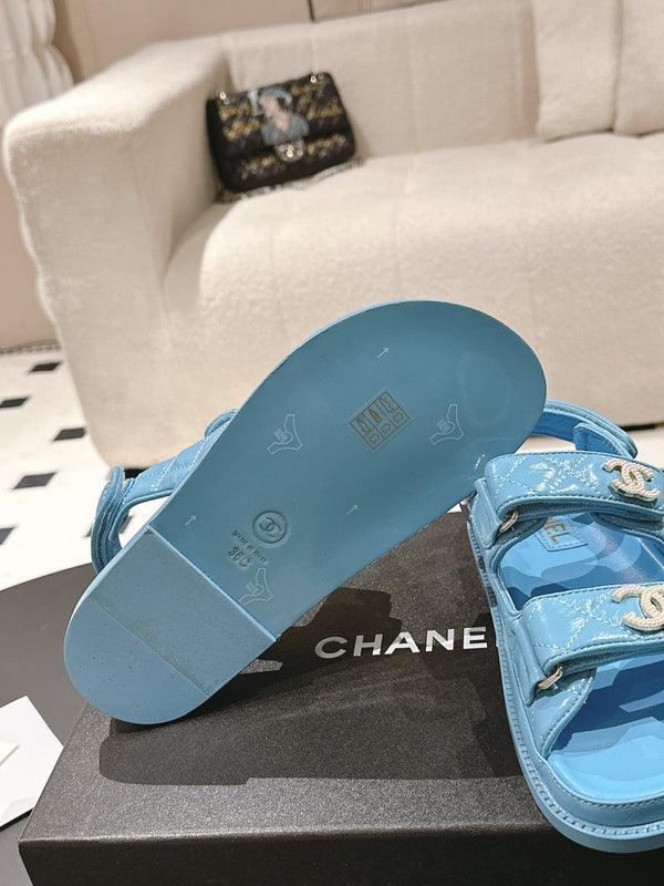 cc 25p logo with pearl sandal blue leather 237588
