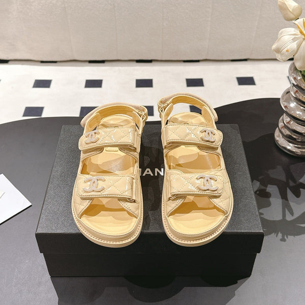 cc 25p logo with pearl sandal yellow leather 237589