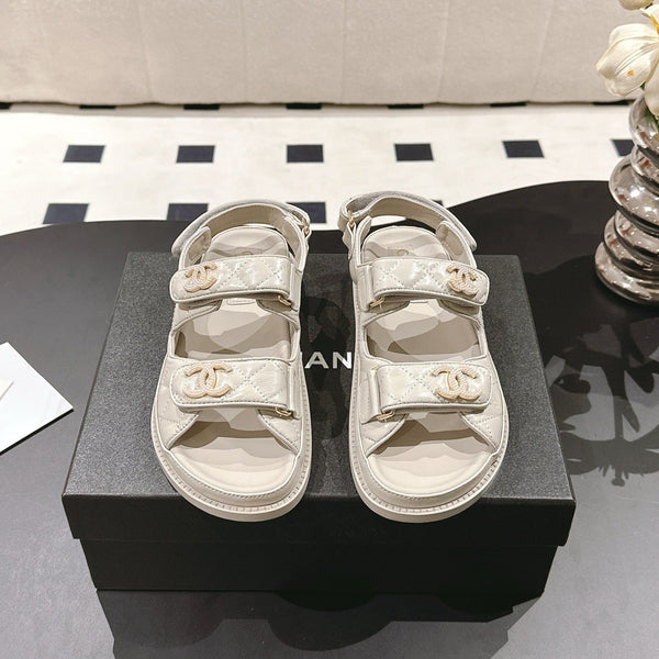 cc 25p logo with pearl sandal grey leather 237592