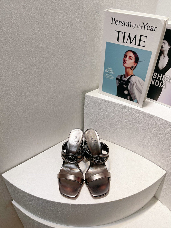 VT Heeled Sandal Gray Cowhide 292884