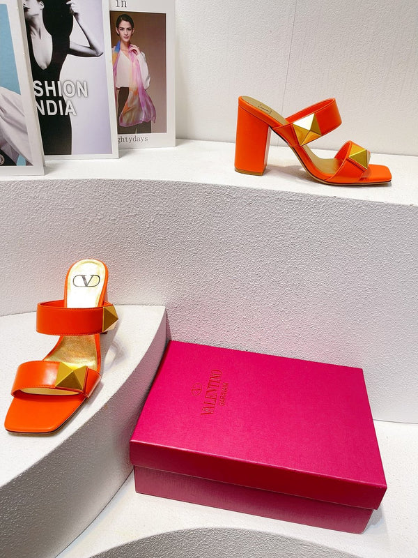VT One Stud Leather Sandals Orange Cowhide 292755