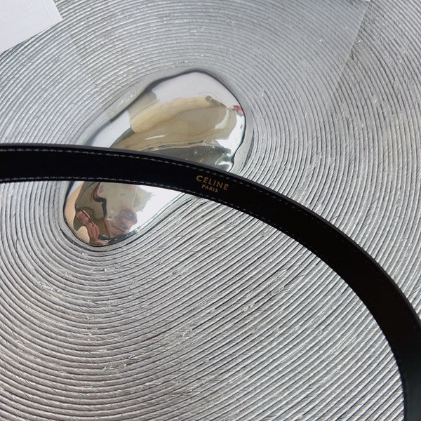 Borsa a tracolla Celin in pelle di vitello nera