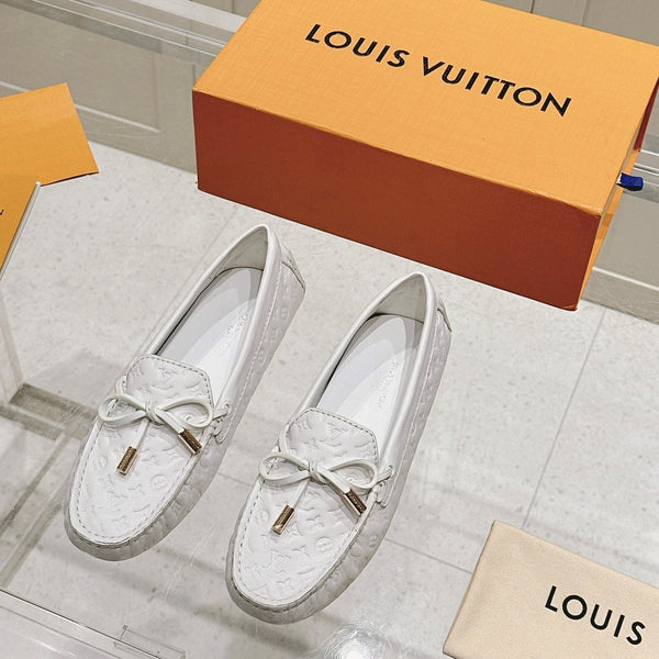 LV Gloria Loafer White Embossed Calfskin 480739