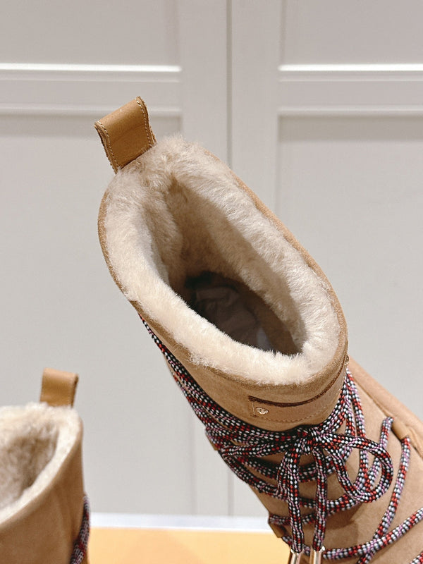 STIVALETTO CON PLATEAU ASPEN IN CAMOSCIO E SHEARLING CON MONOGRAMMA MARRONE SIDRO