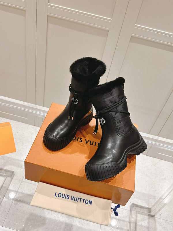 STIVALETTO RUBY FLAT IN VITELLO NERO E NYLON CON MONOGRAMMA