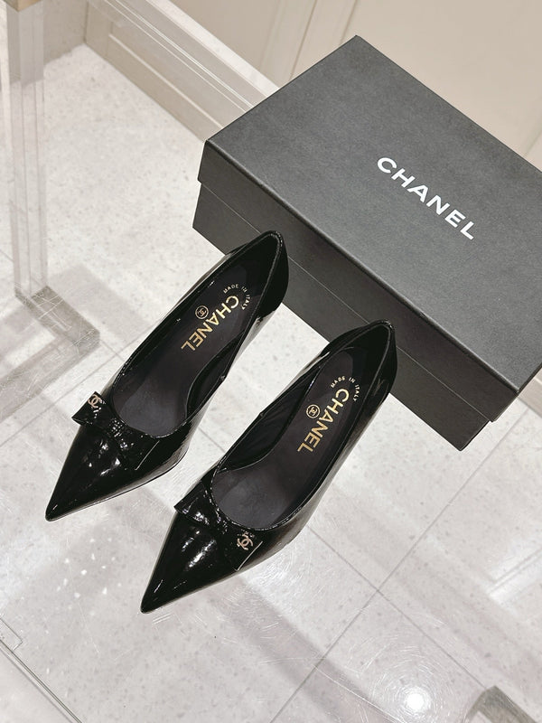 Chanel 25A Heel Pump Black Patent Calfskin 393069